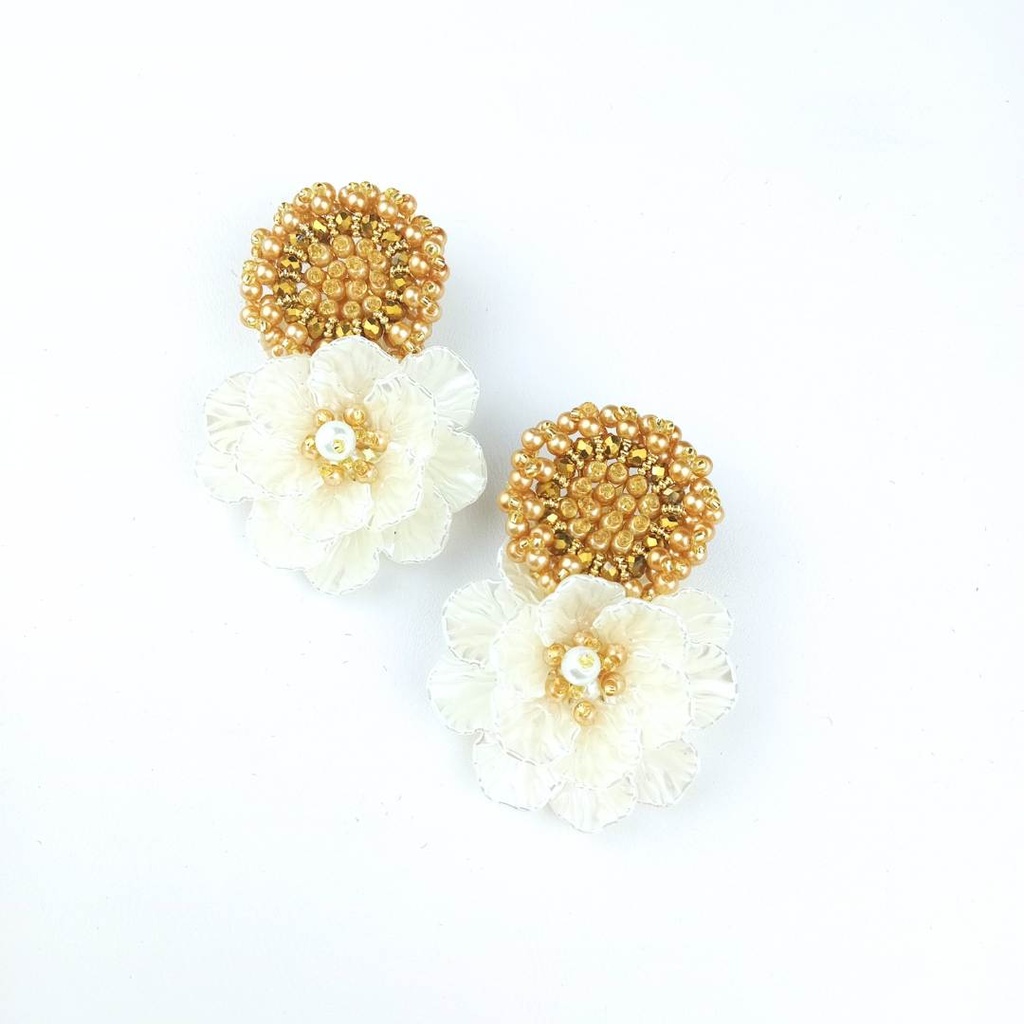 [ARCMLAU] Aretes Camelia  (Dorado)